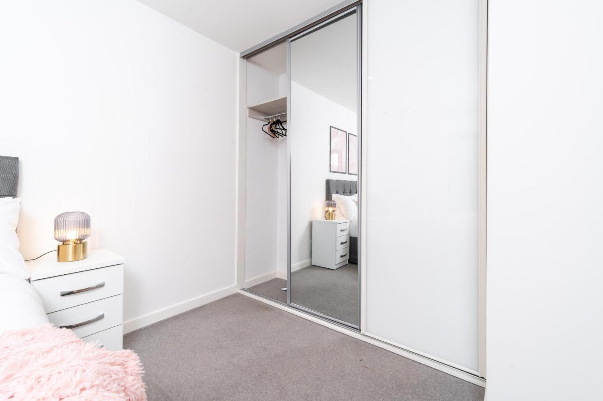 Candy Suite By Home Bay - City Centre Μπέρμιγχαμ Δωμάτιο φωτογραφία